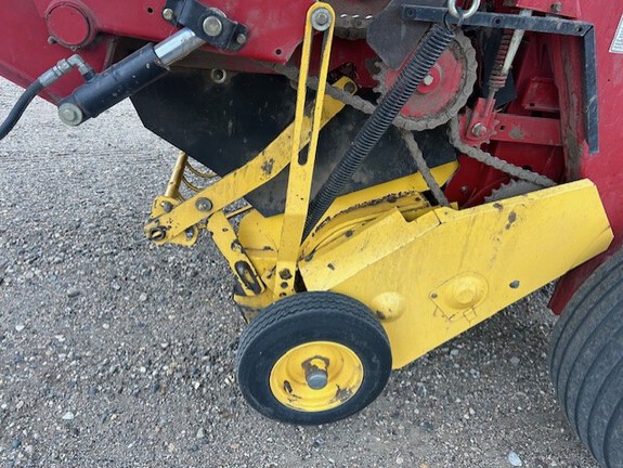 2006 New Holland BR780A (6th thumbnail)