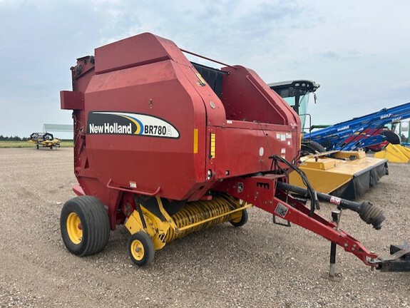 2006 New Holland BR780A (18th thumbnail)