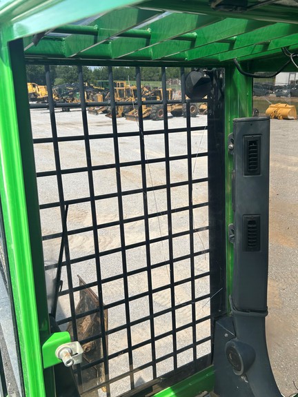 2022 John Deere 437E