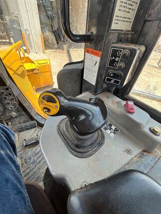 2022 Komatsu D71PXI-24