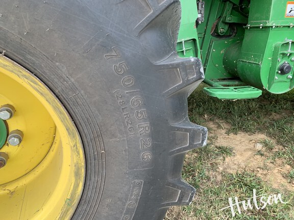 Photo of 2014 John Deere S680