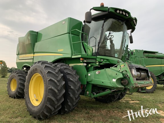 Photo of 2014 John Deere S680