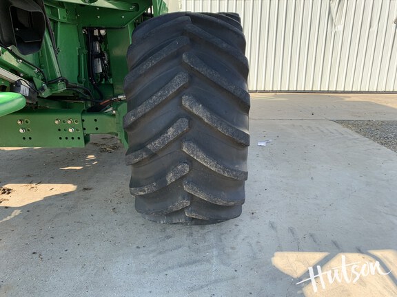 Photo of 2014 John Deere S680