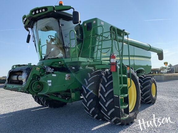 Photo of 2014 John Deere S680