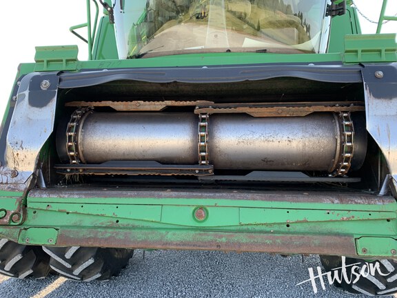 Photo of 2014 John Deere S680