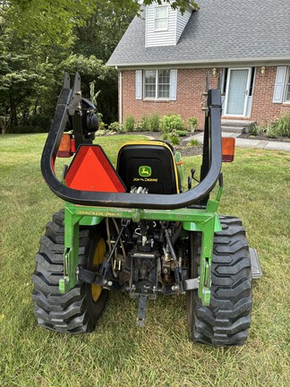 Photo of 2009 John Deere 2720 CUT