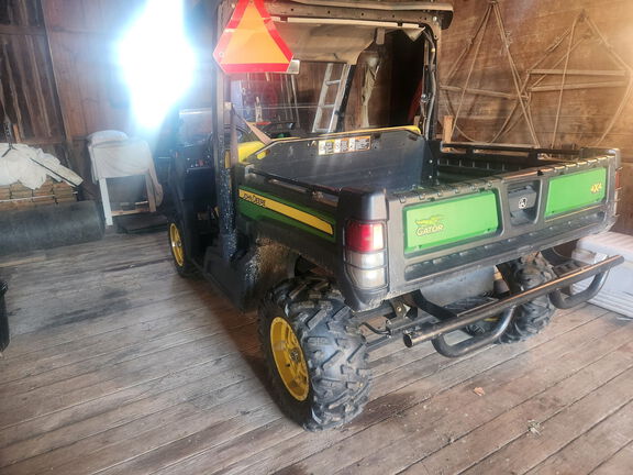 Photo of 2018 John Deere XUV 835M