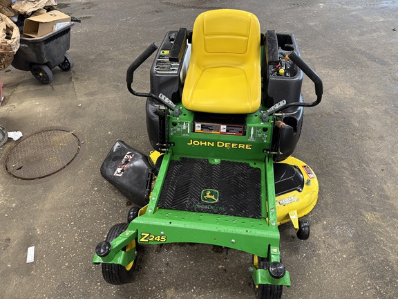 Photo of 2008 John Deere Z245