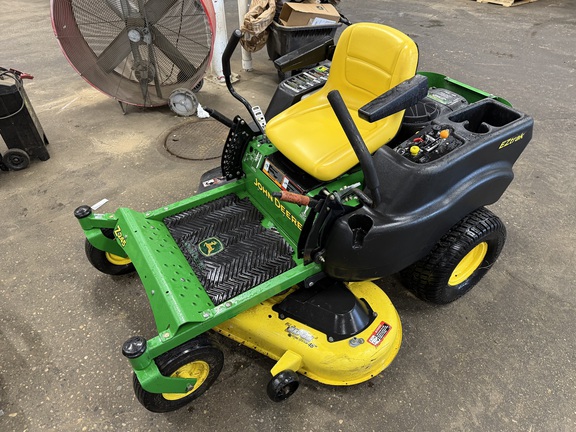 Photo of 2008 John Deere Z245