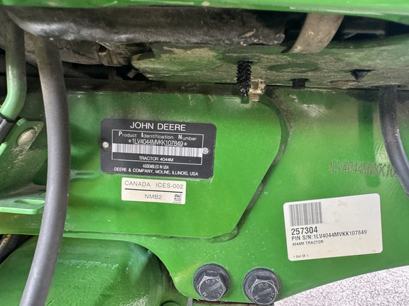 2019 John Deere 4044M