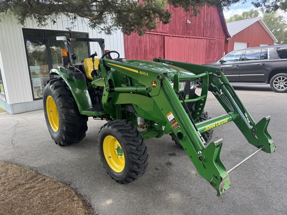 2019 John Deere 4044M