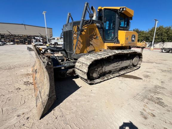 Photo of 2024 John Deere 850L