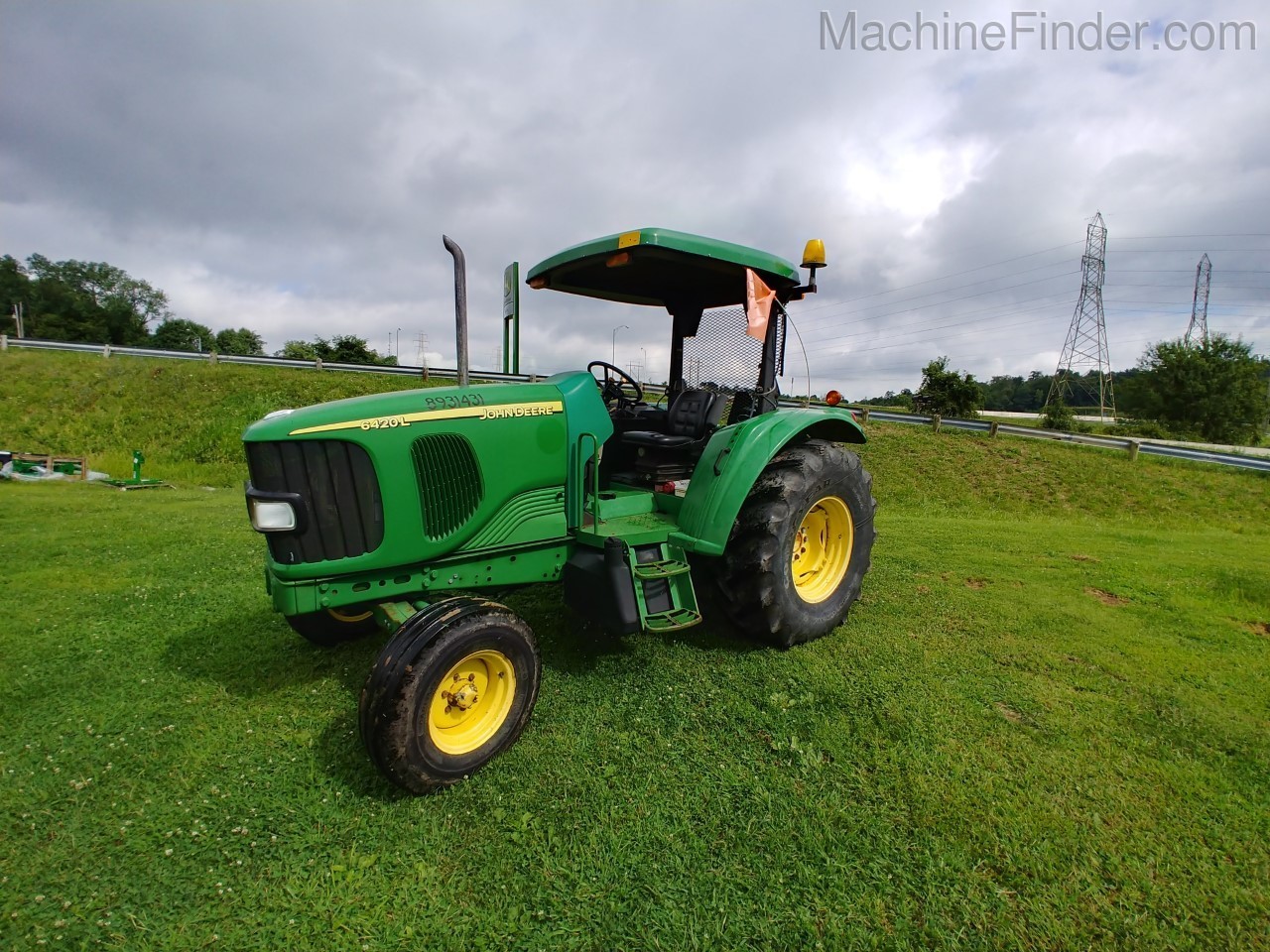 2005 John Deere 6420L Image 1