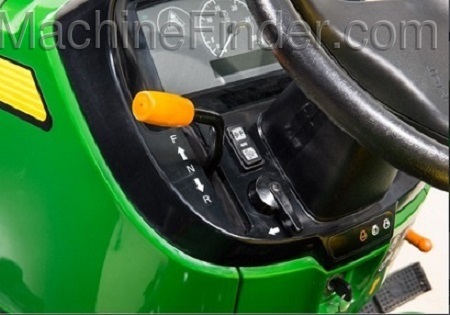 2020 John Deere 3025D Image 2