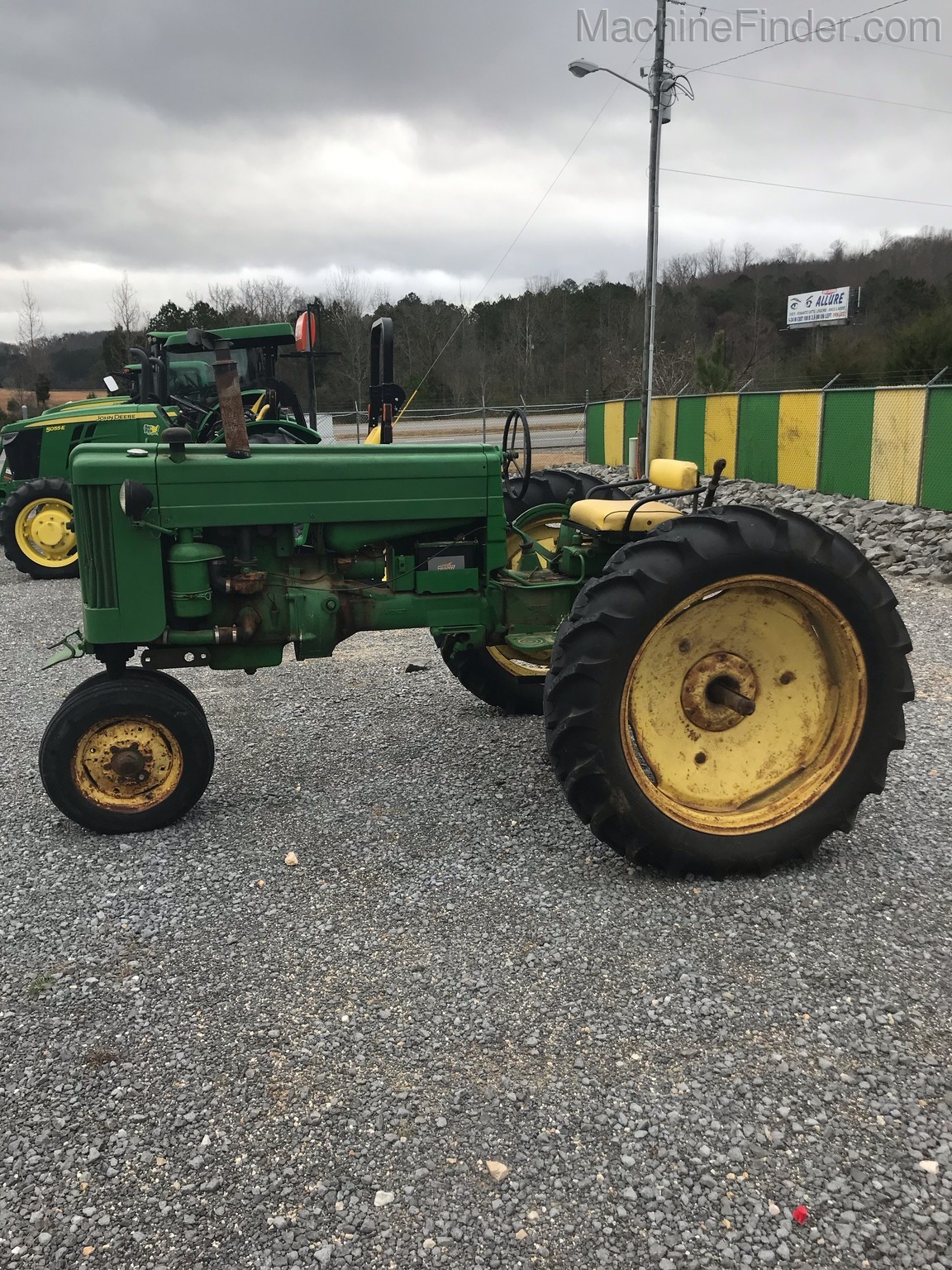 1952 John Deere 40T Image 2
