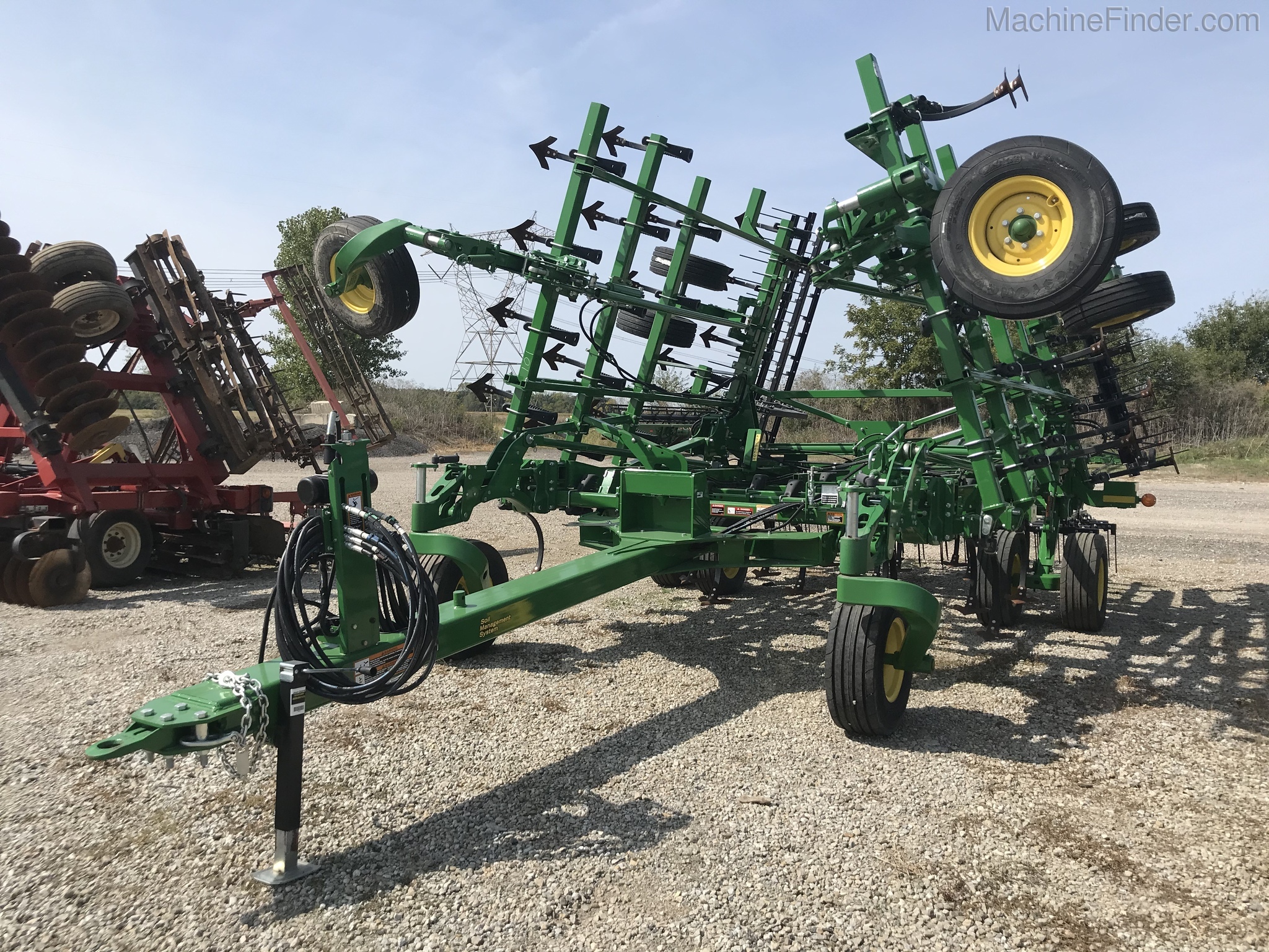 2018 John Deere 2230 Image 2