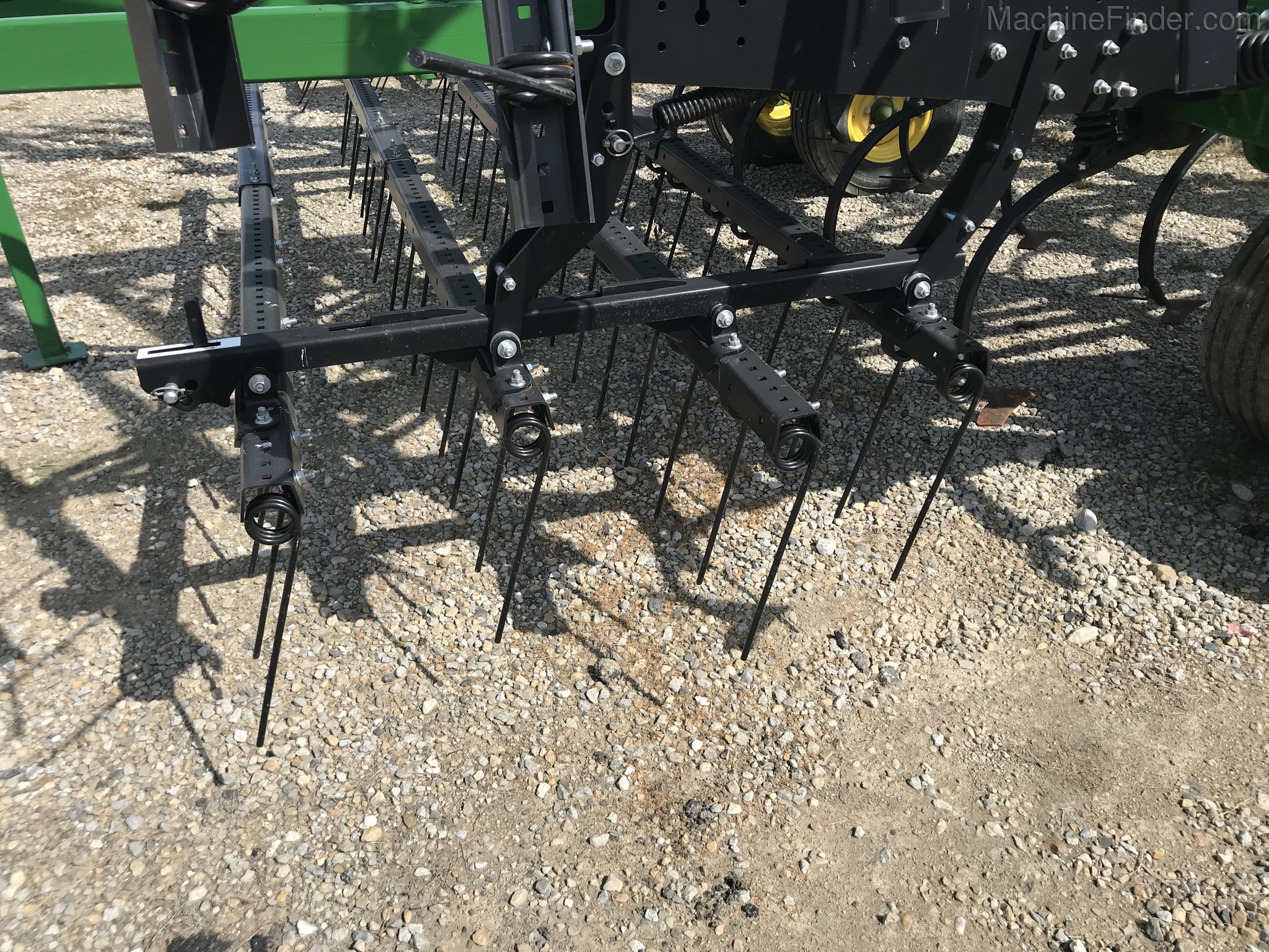 2018 John Deere 2230 Image 7