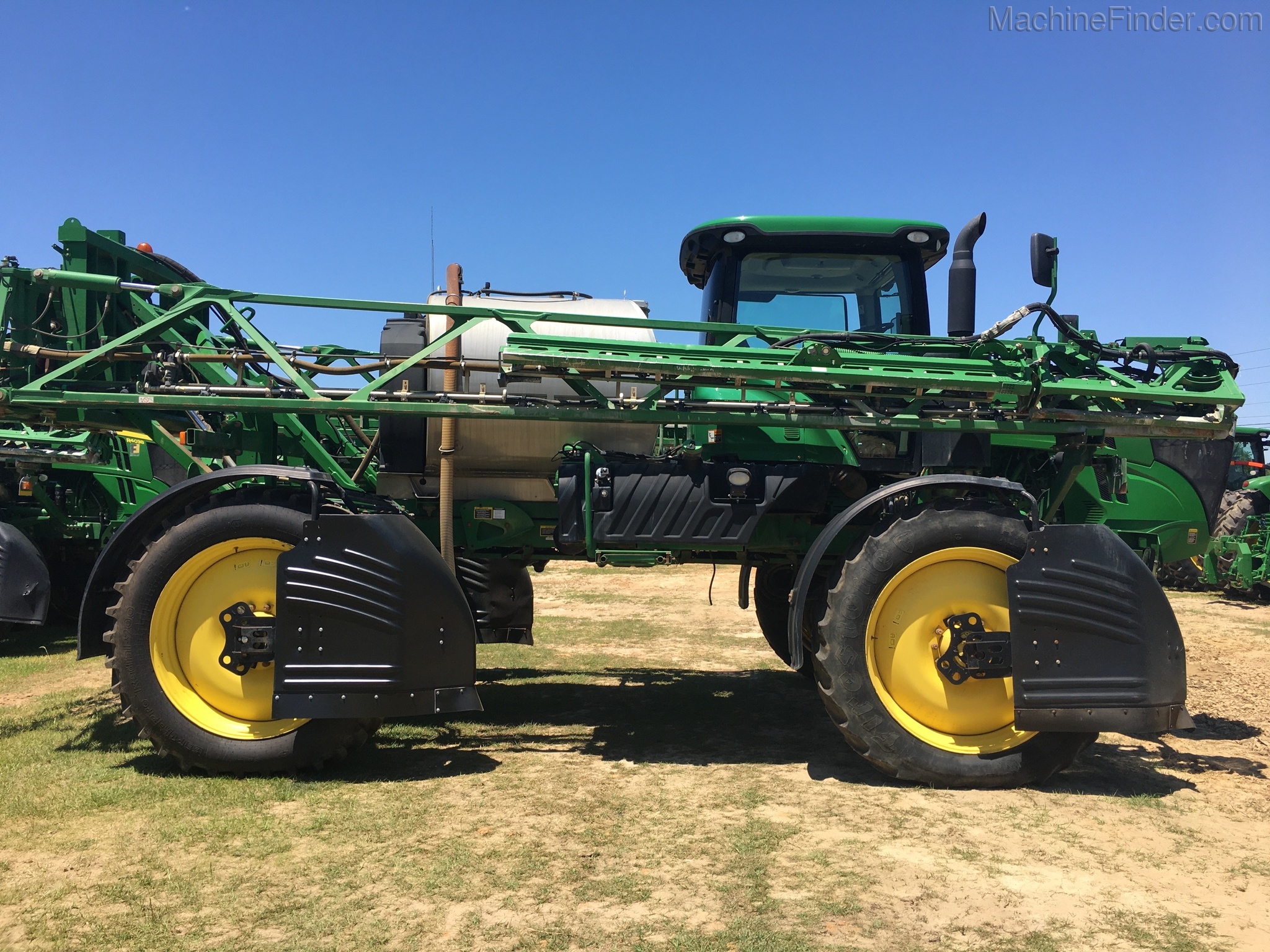 2015 John Deere R4038 Image 2