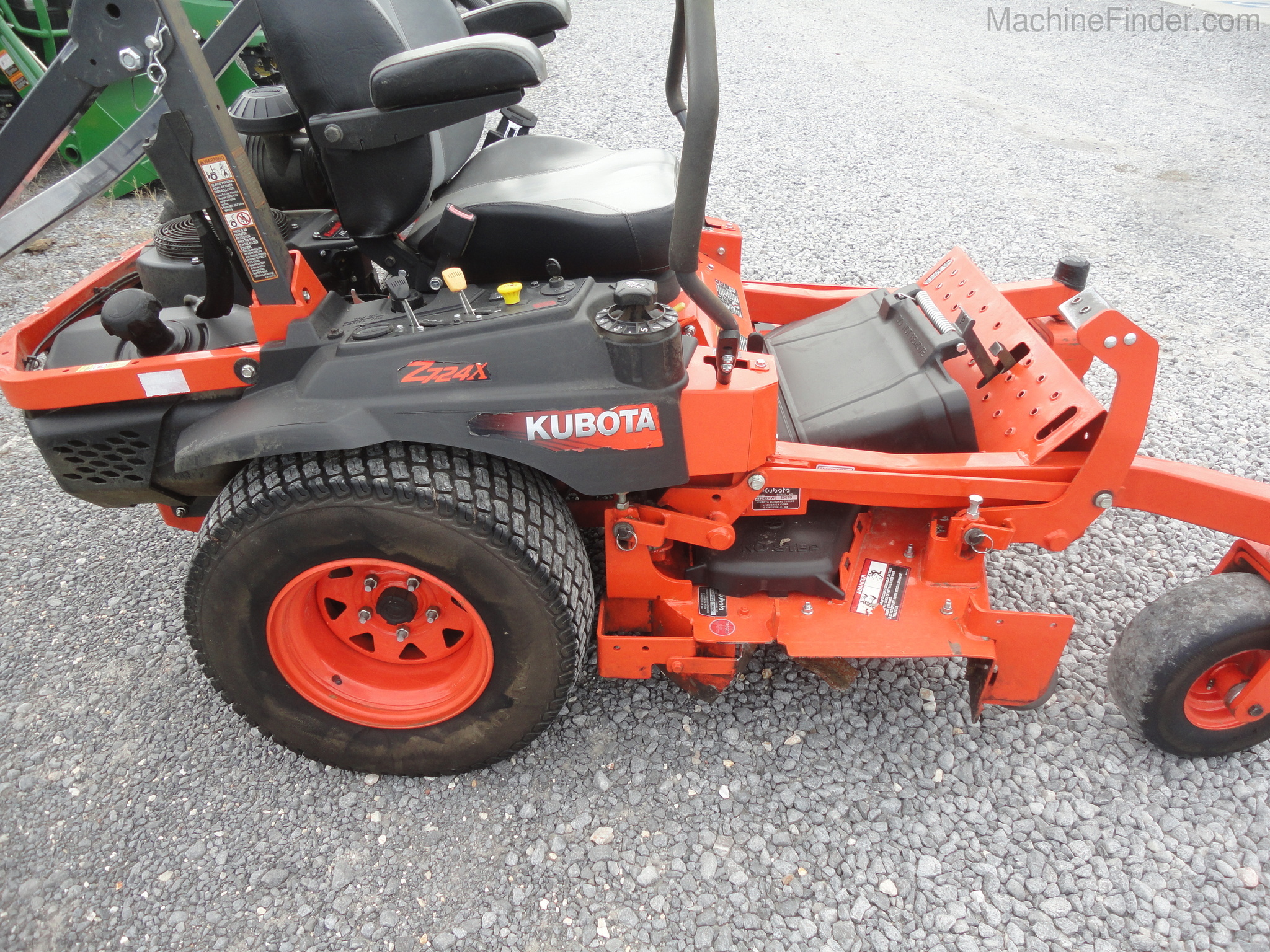 Kubota Z724X Image 4
