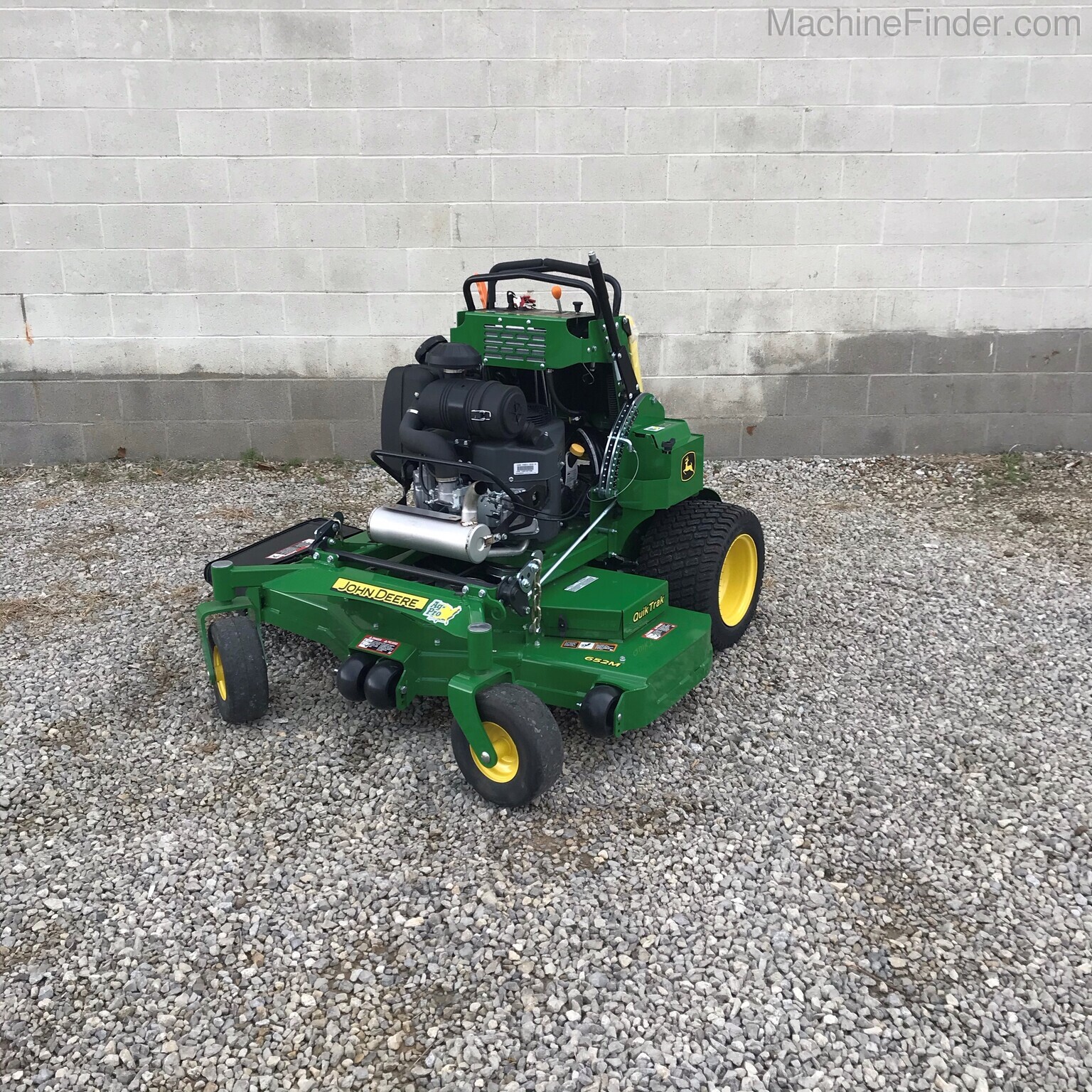 2020 John Deere 652M Image 1
