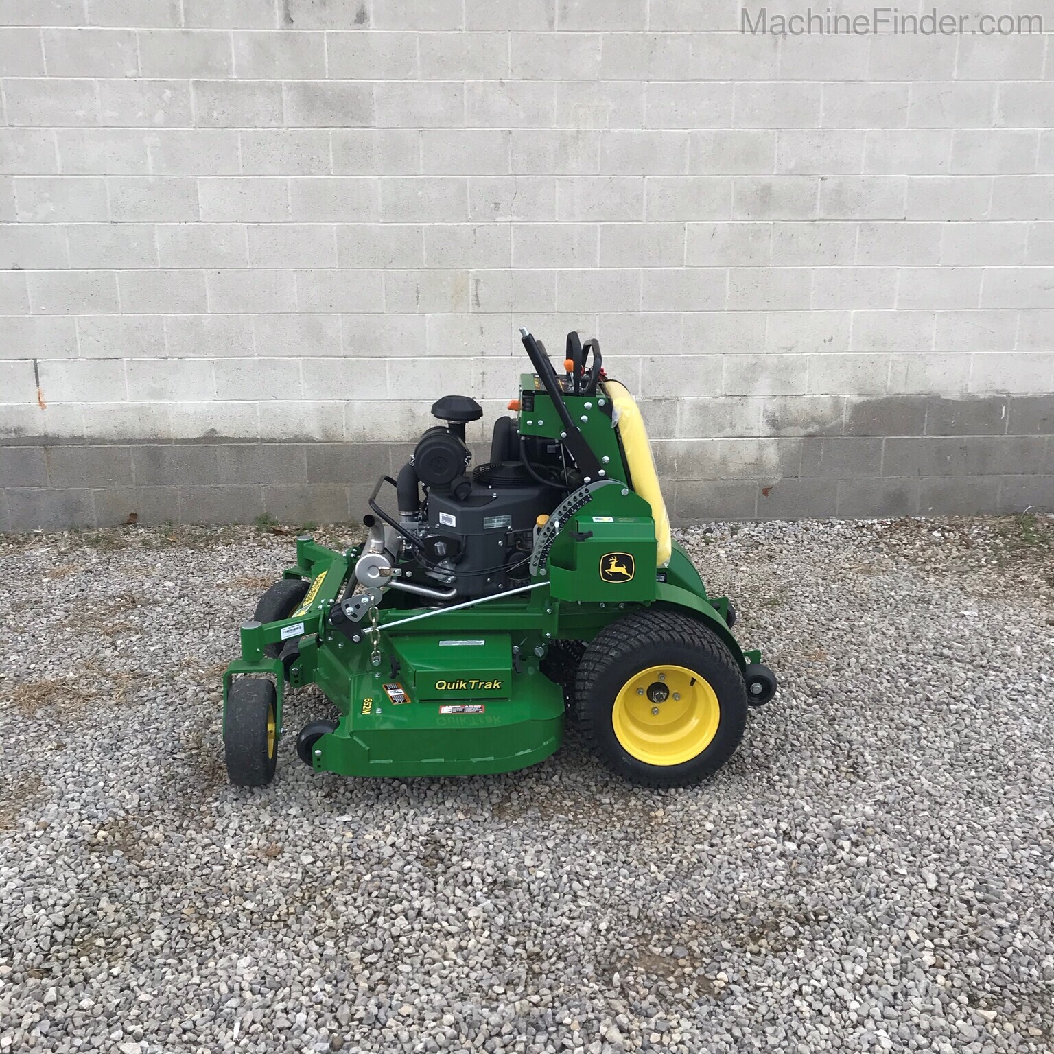 2020 John Deere 652M Image 4