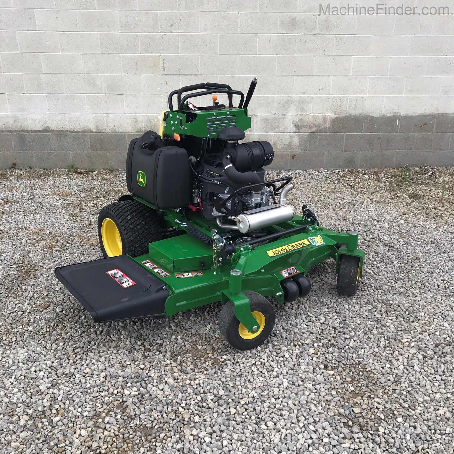 2020 John Deere 652M Image 3