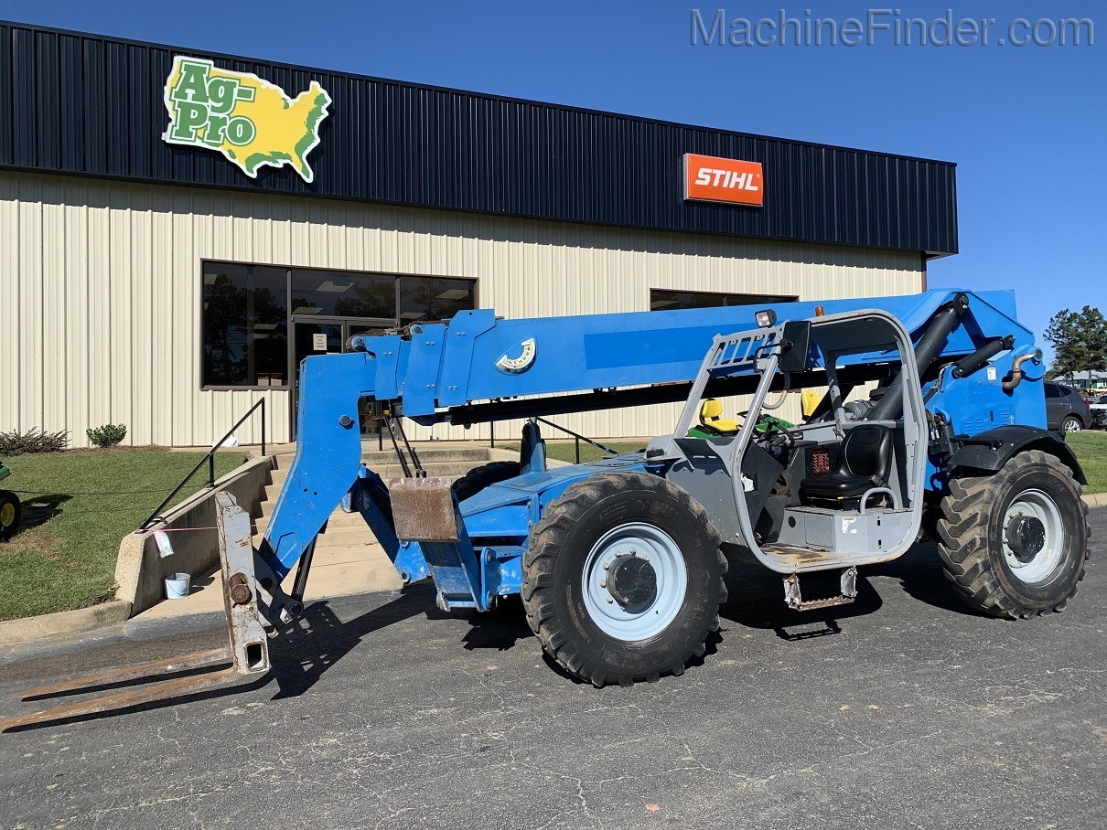 2013 Genie GTH1056 Image 1