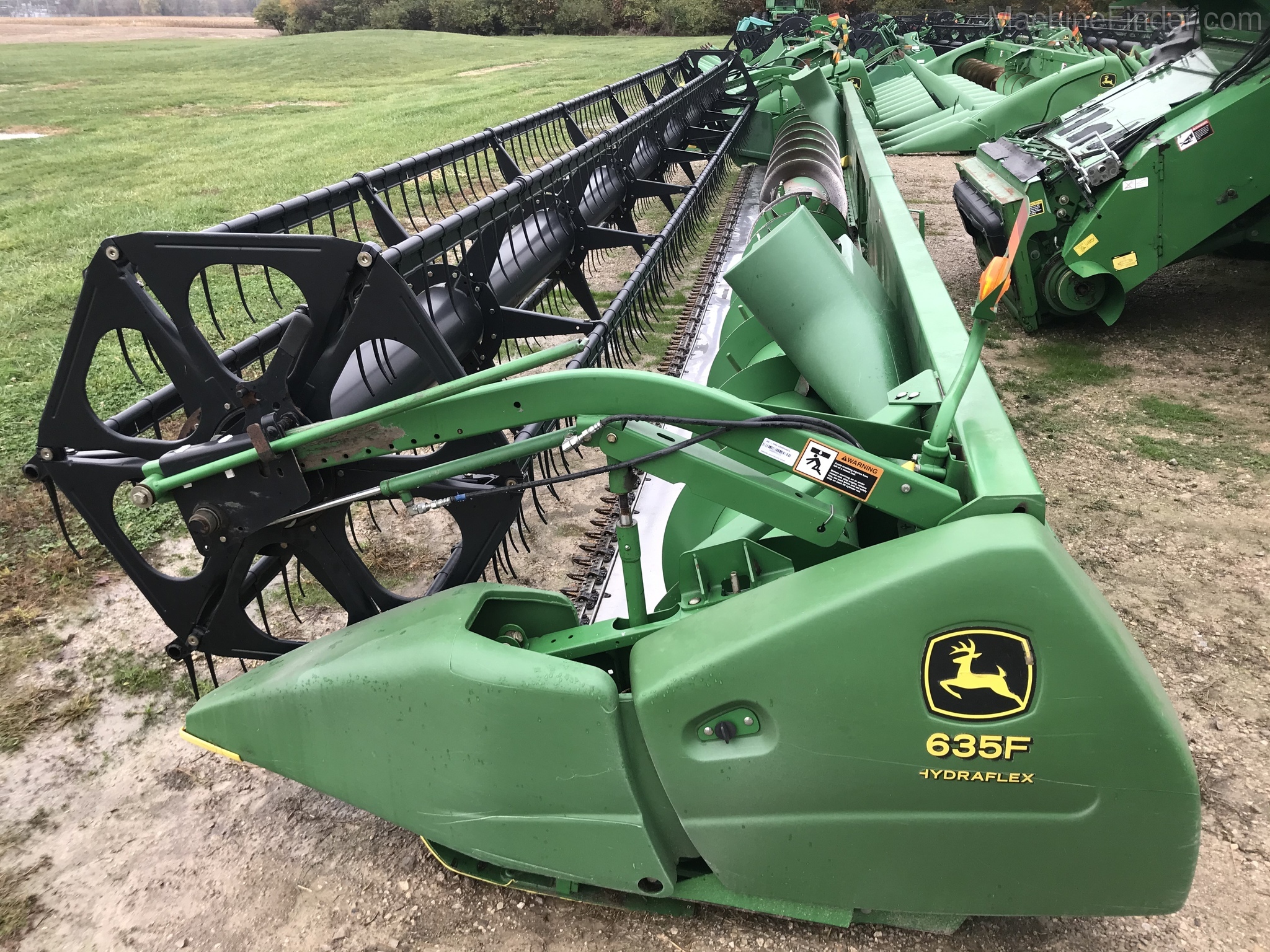 2007 John Deere 635F Image 1