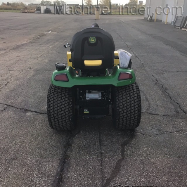 2020 John Deere X570 Image 5