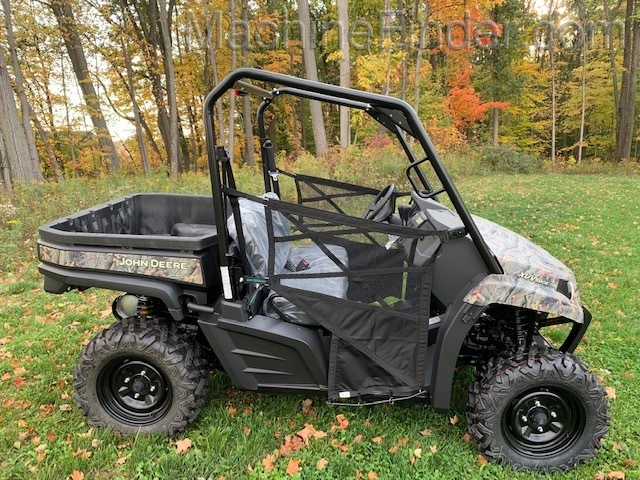 2020 John Deere XUV590E Image 1