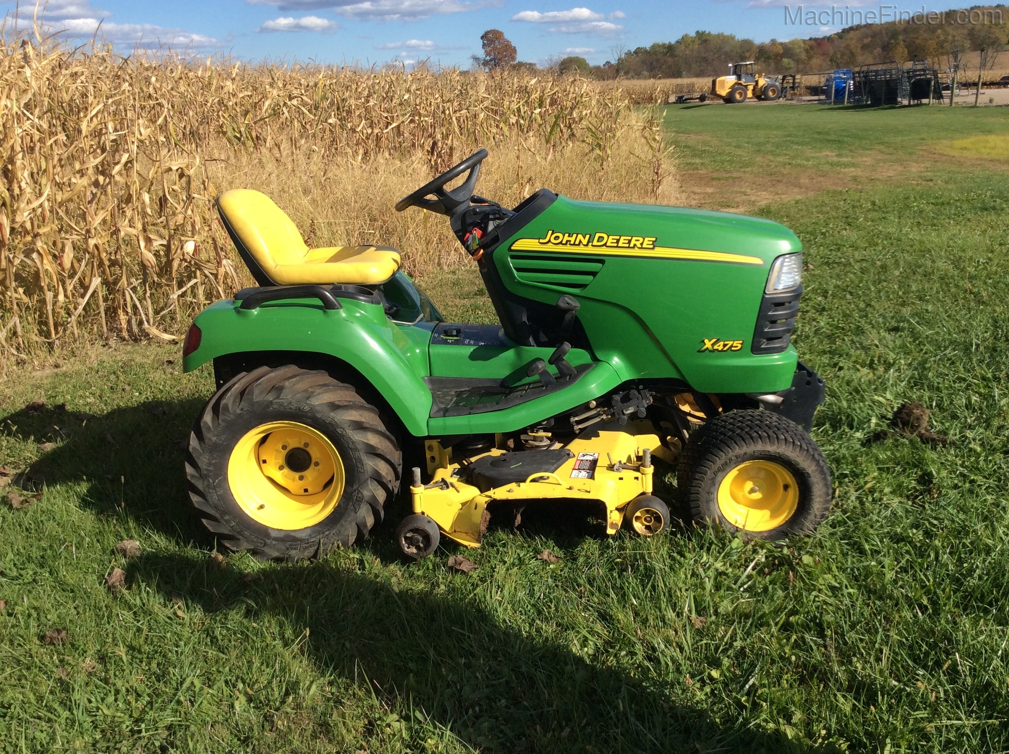 2003 John Deere X475 Image 2