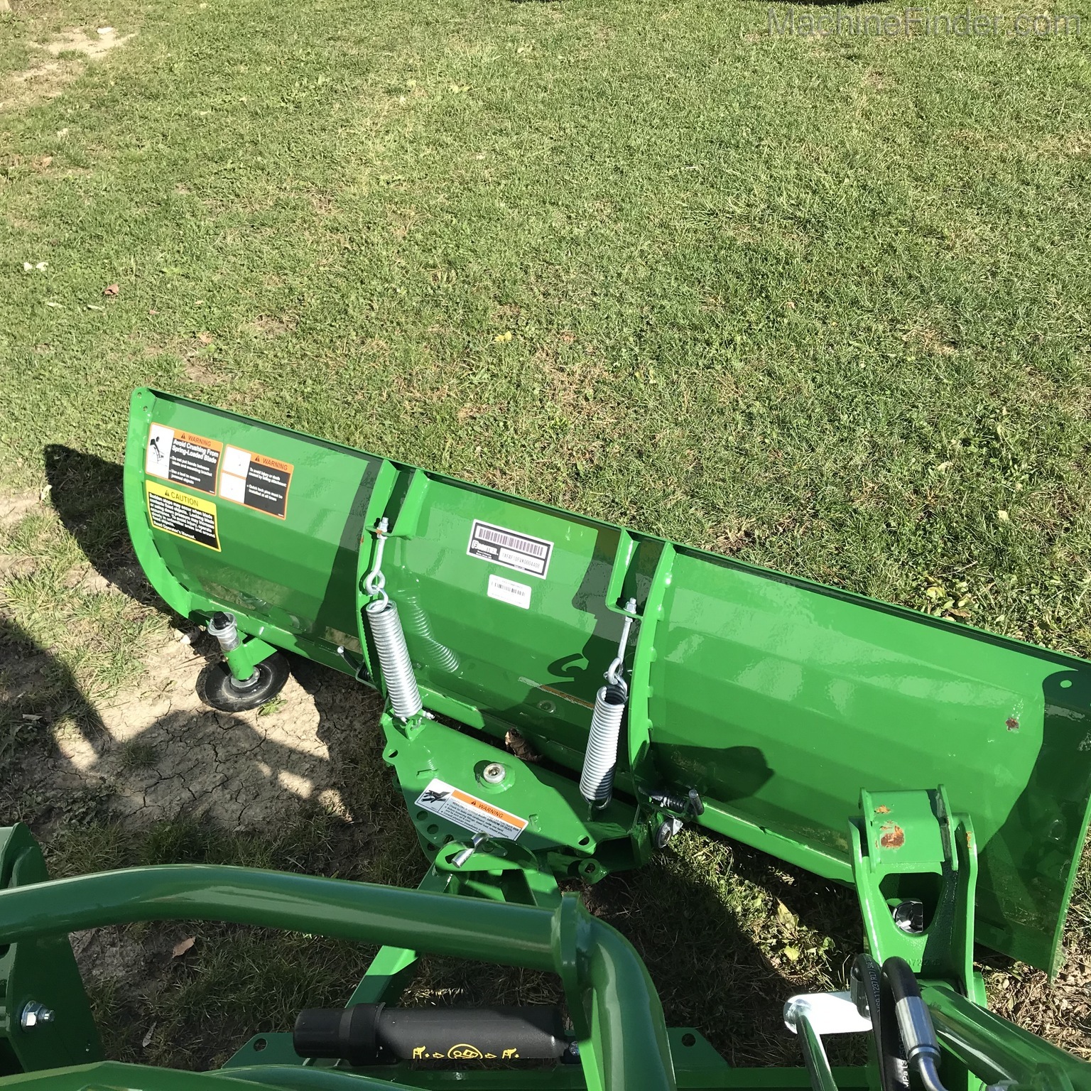 2020 John Deere 1025R Image 4
