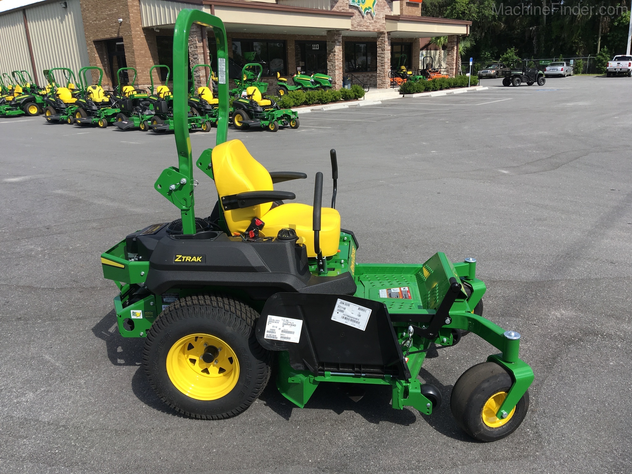 2020 John Deere Z720E Image 1