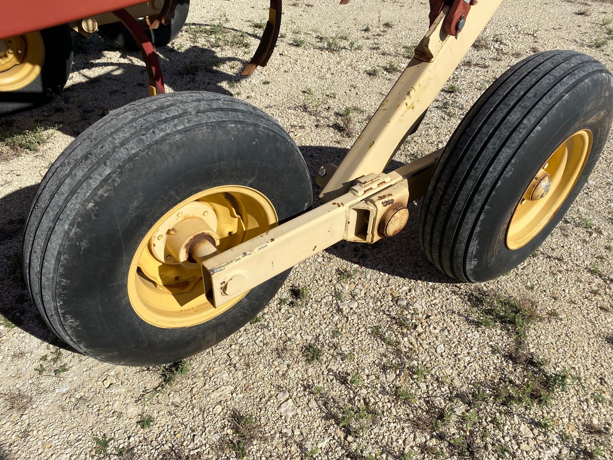 Krause Folding Chisel Plow Image 2