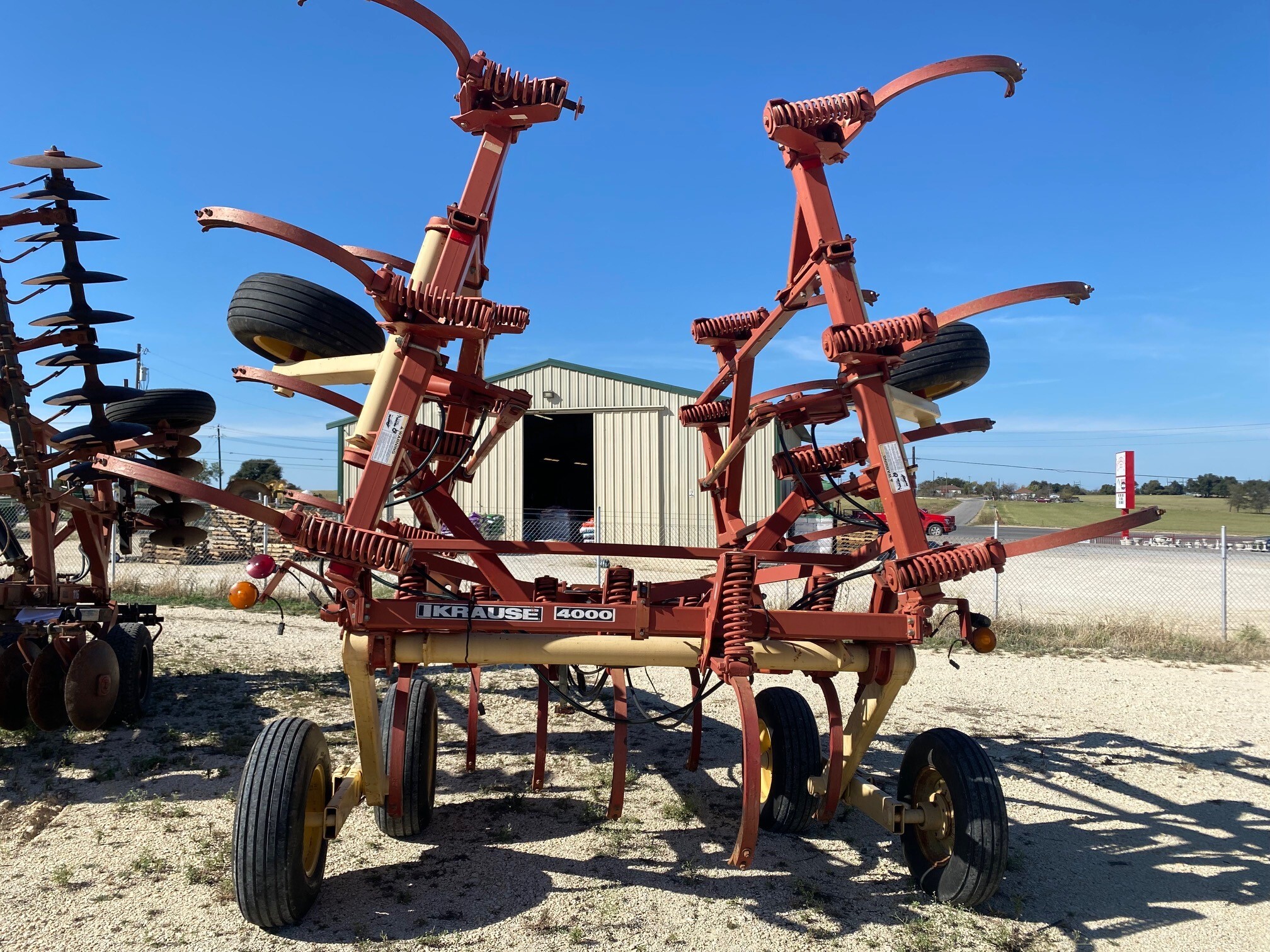Krause Folding Chisel Plow Image 3