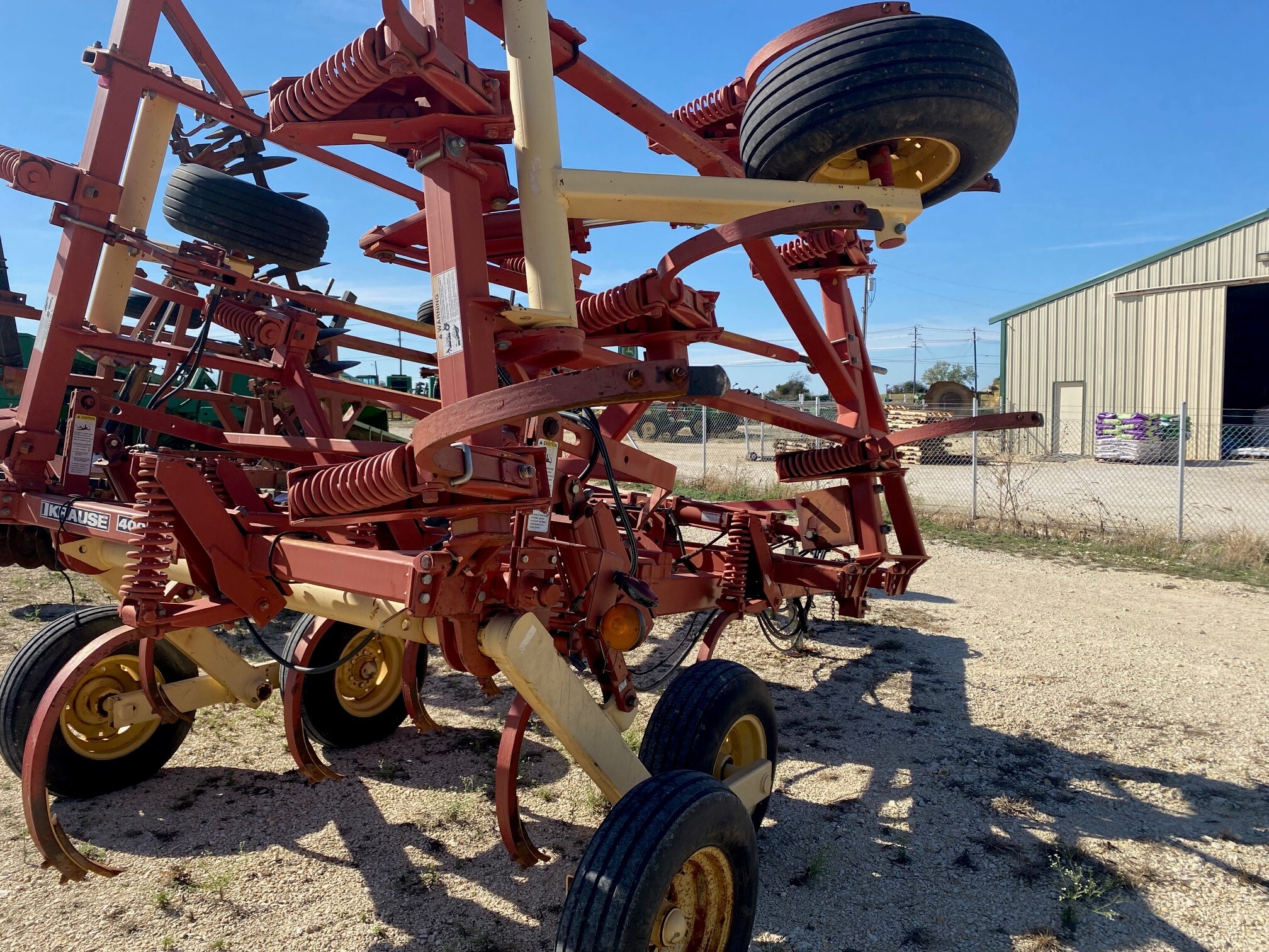 Krause Folding Chisel Plow Image 4
