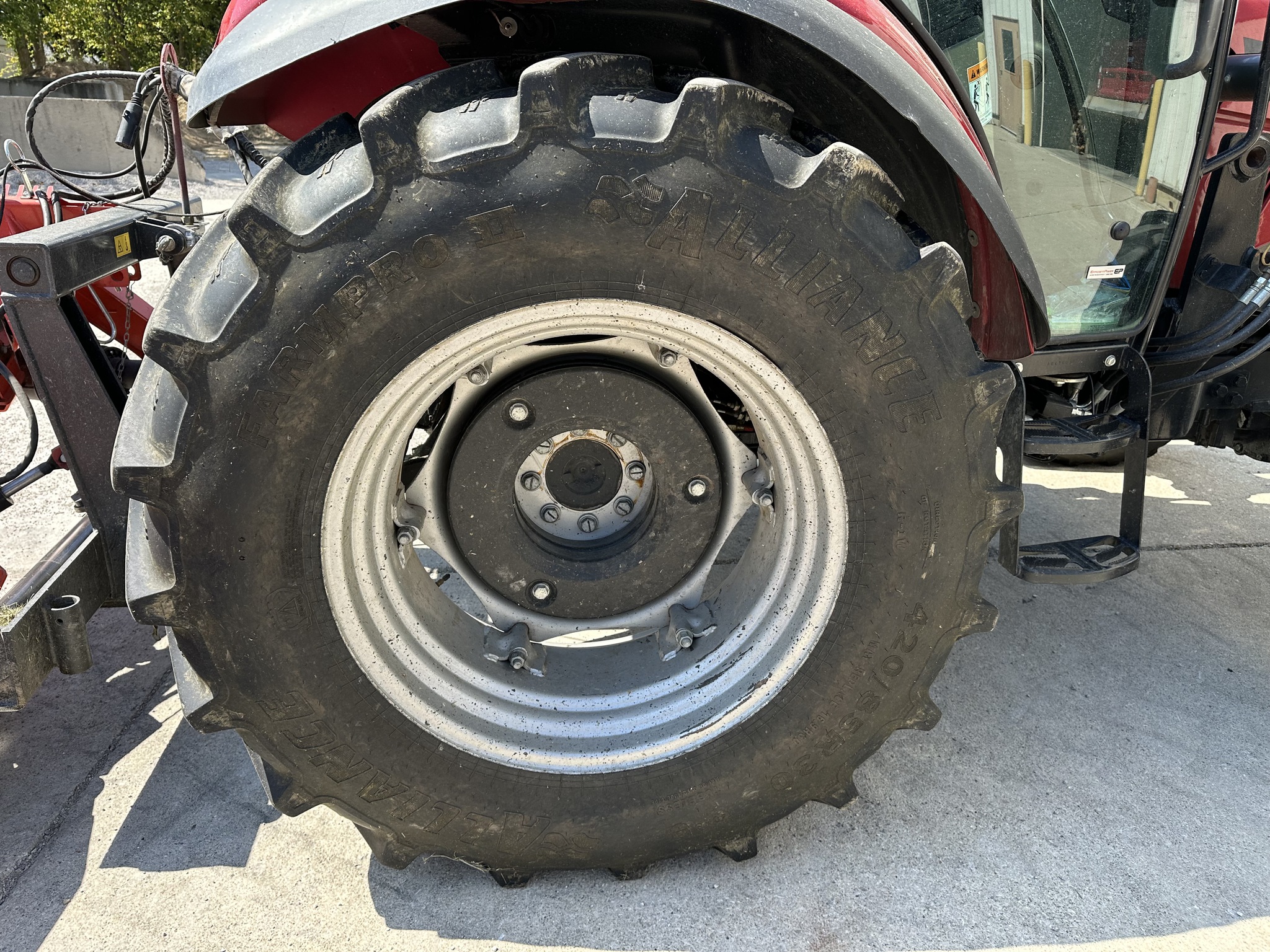 2017 Case IH Farmall 75C Image 13