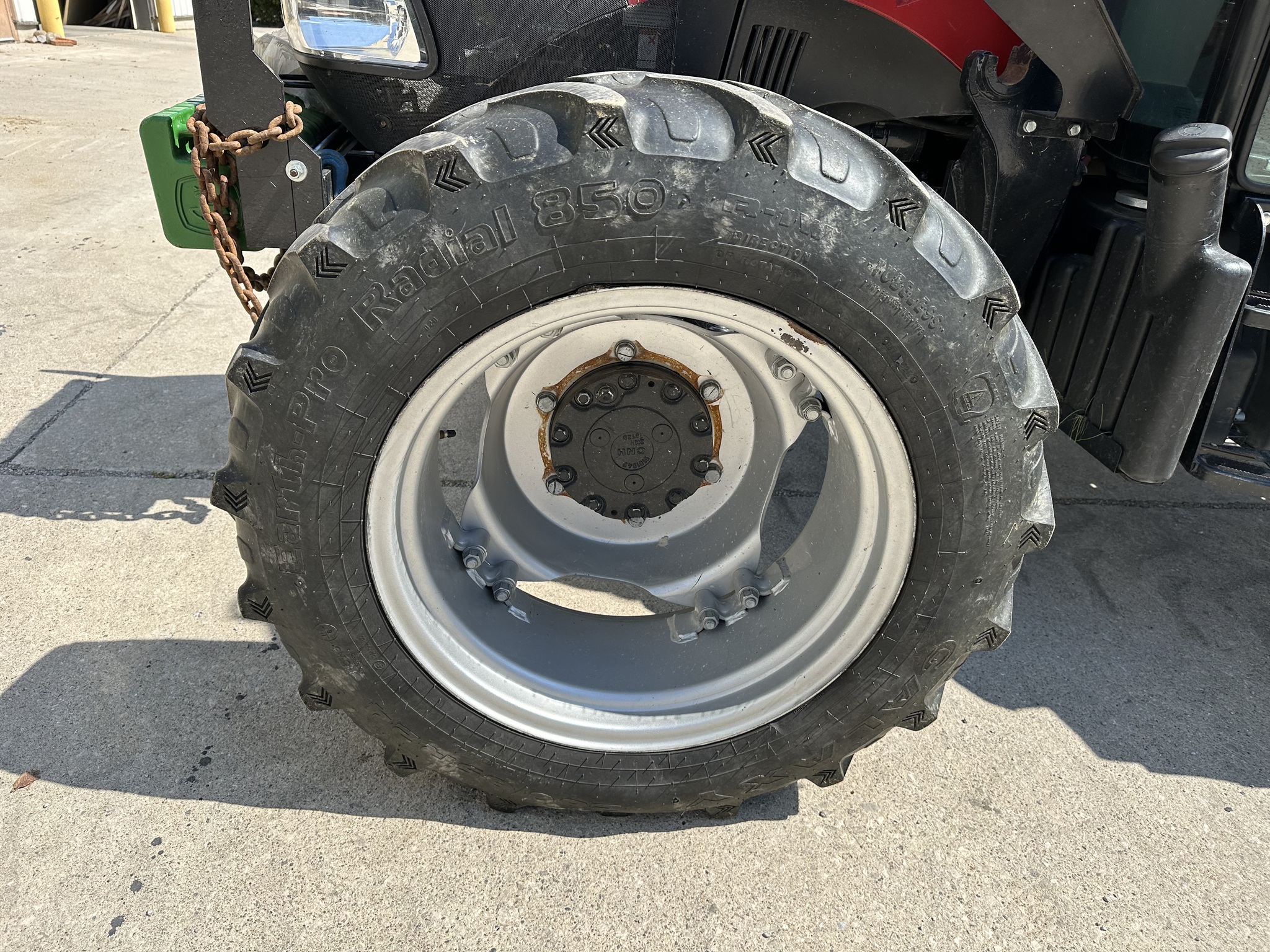 2017 Case IH Farmall 75C Image 11
