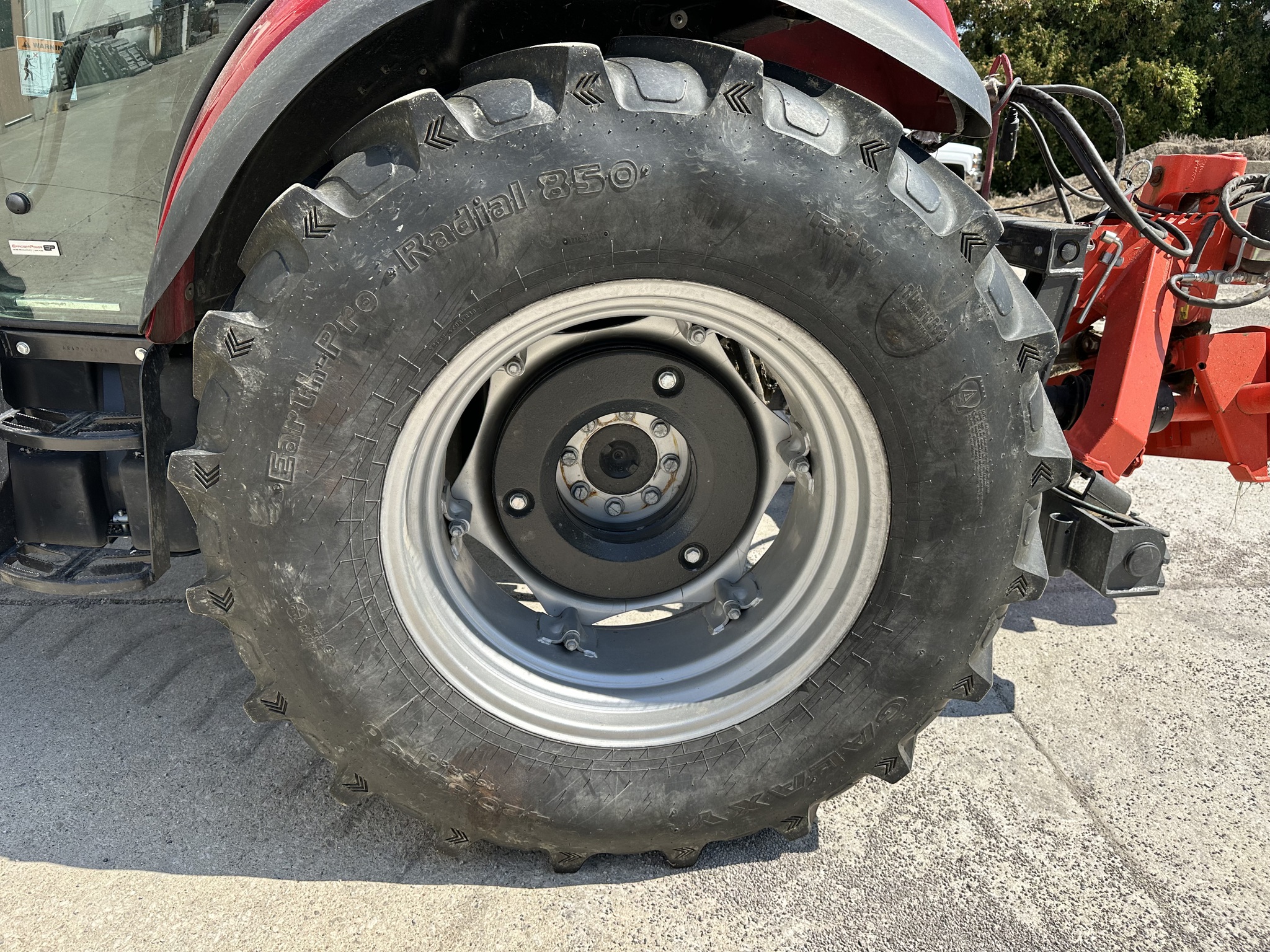2017 Case IH Farmall 75C Image 9