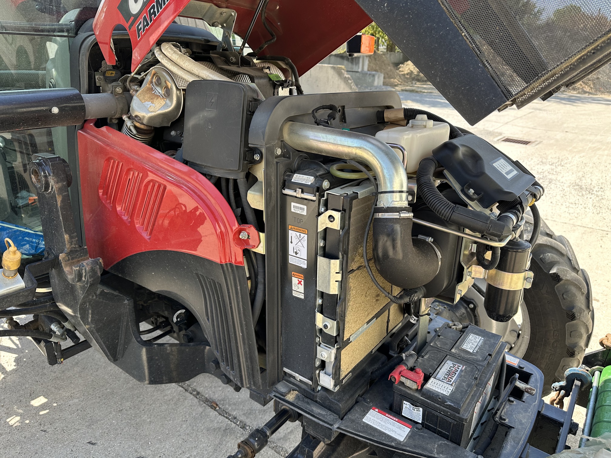 2017 Case IH Farmall 75C Image 17