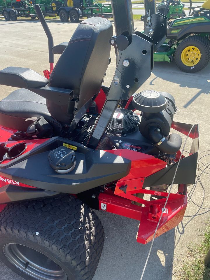 2022 John Deere Pro-Turn ZX60 Image 3
