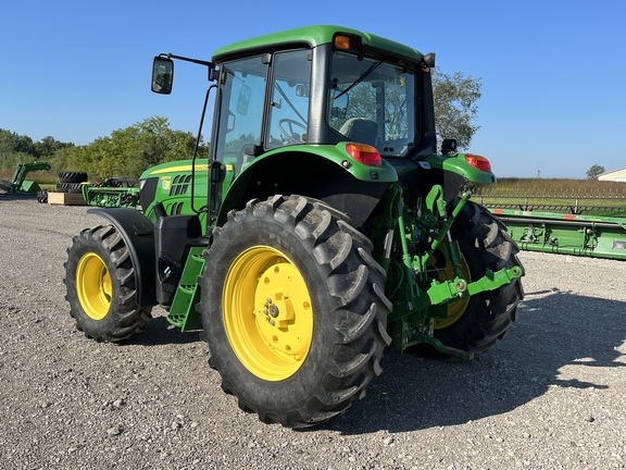 2019 John Deere 6120M Picture 2 2019 John Deere 6120M-2