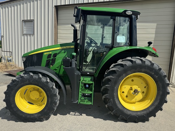 2020 John Deere 6120M Picture 3 2020 John Deere 6120M-3