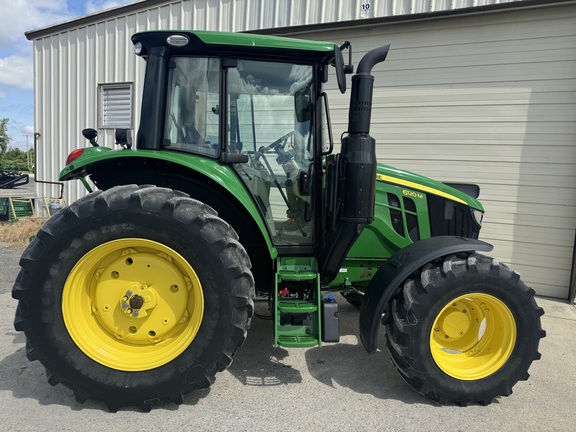 2020 John Deere 6120M Picture 17 2020 John Deere 6120M-17