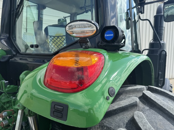 2020 John Deere 6120M Picture 19 2020 John Deere 6120M-19