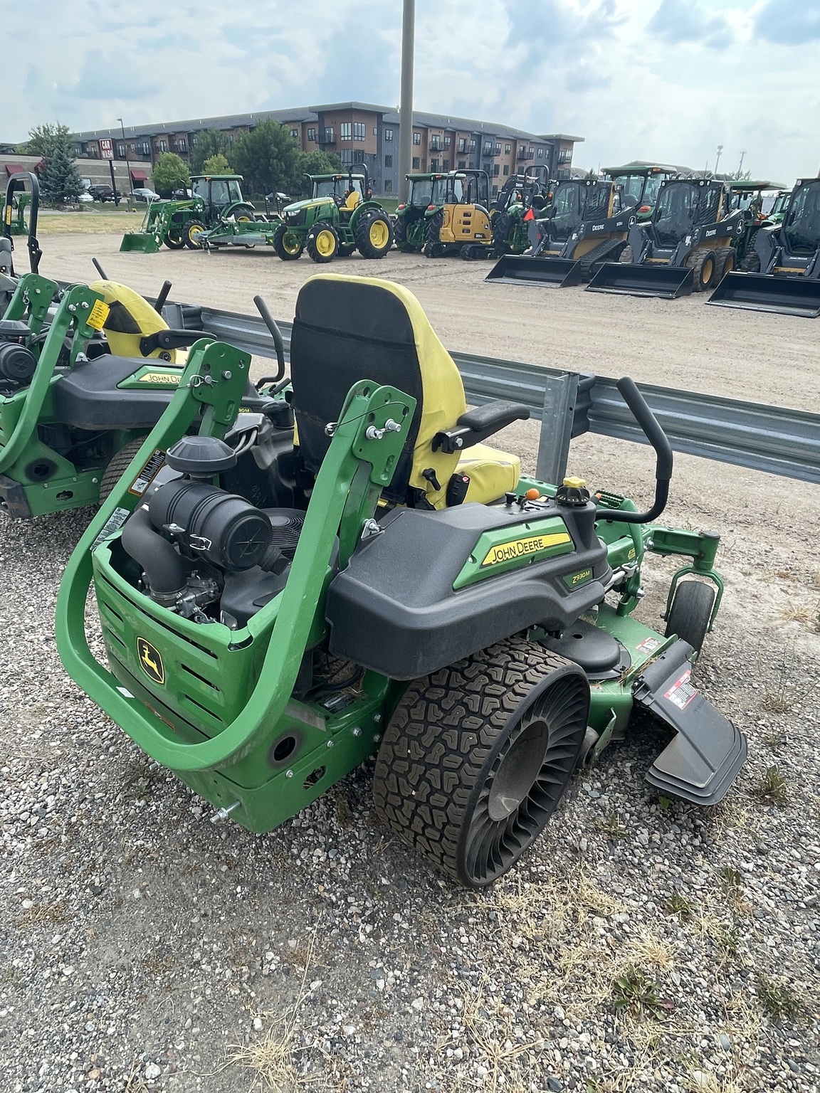 2021 John Deere Z930M Minnesota Equipment