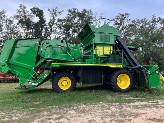 2022 John Deere CP770 Photo 8