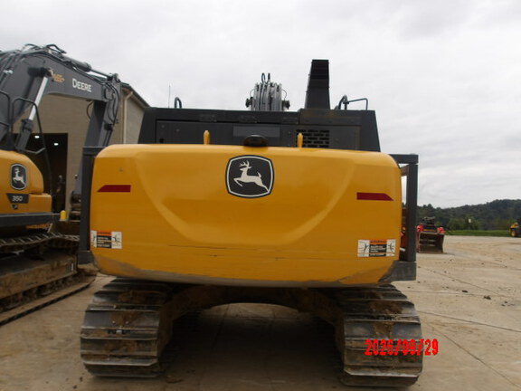 2024 John Deere 210 P