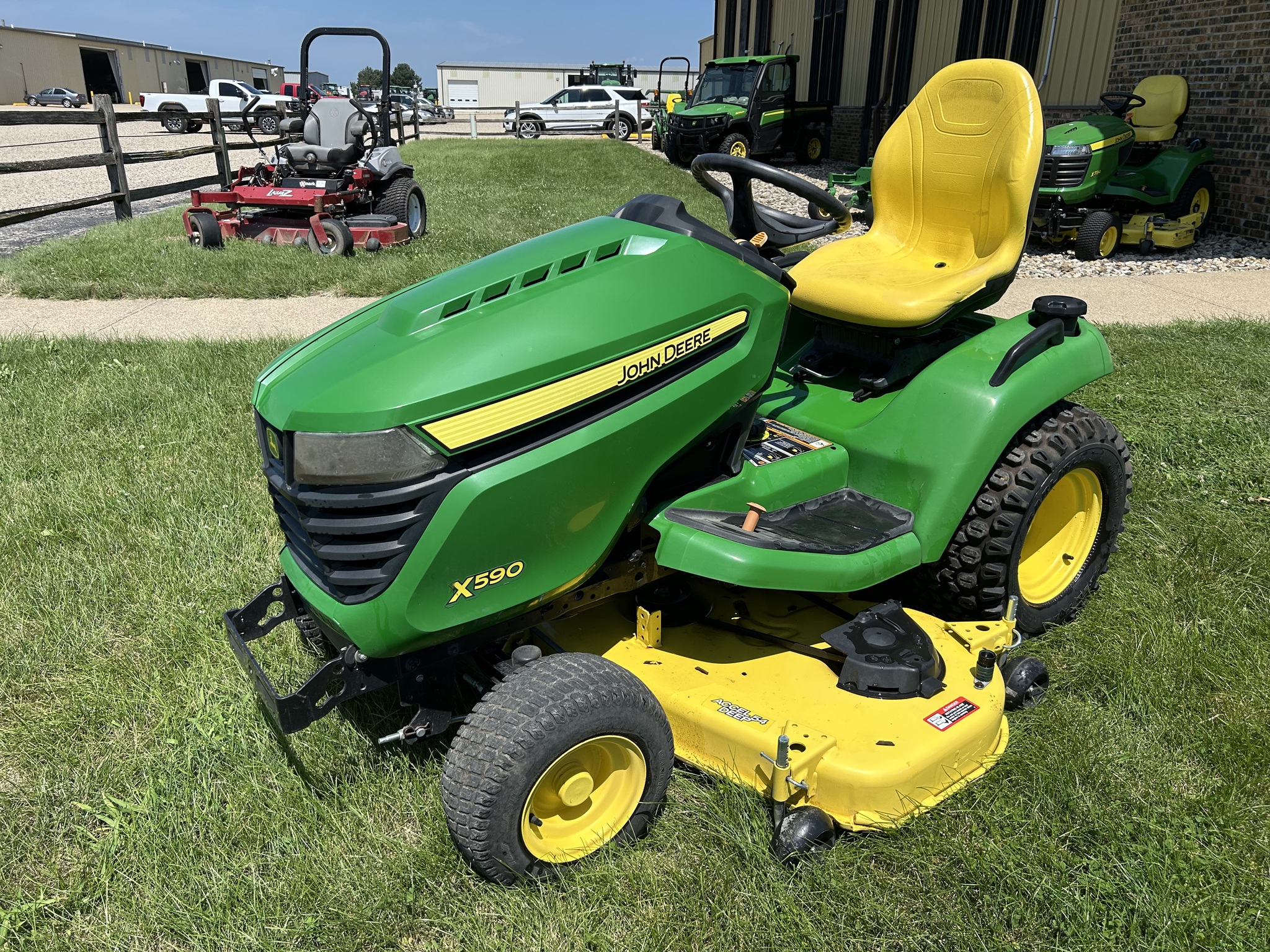  2016 John Deere X590 at Heritage Tractor in Lacon, IL