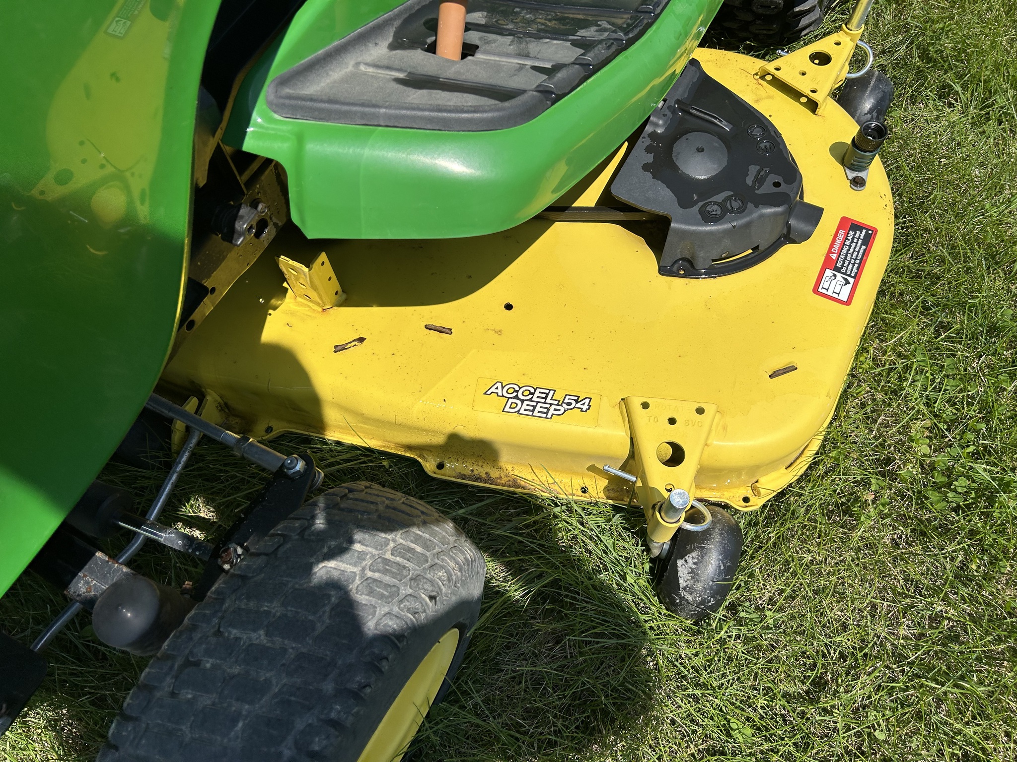  2016 John Deere X590 at Heritage Tractor in Lacon, IL